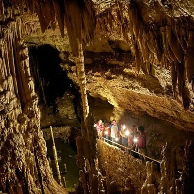 Natural Bridge Caverns
